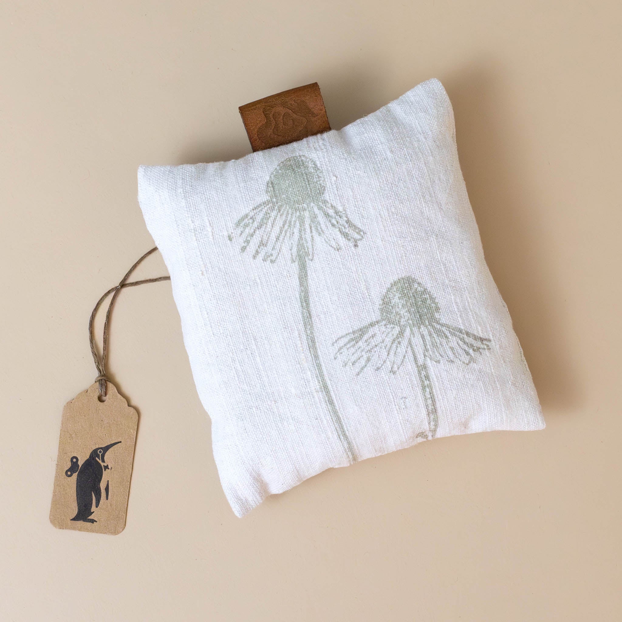 Antique Linen Lavender Sachet | Echinacea