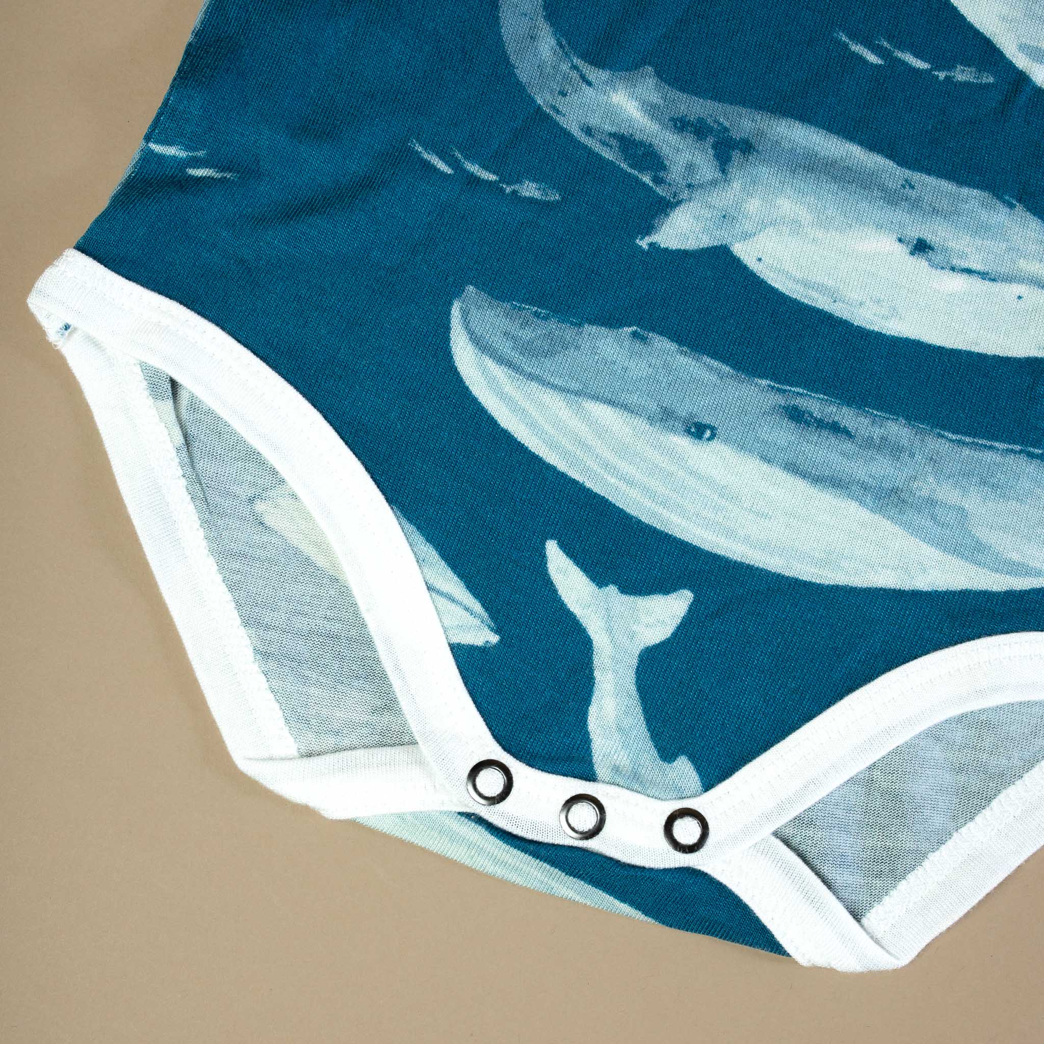 Bamboo Long Sleeve Onesie | Blue Whale