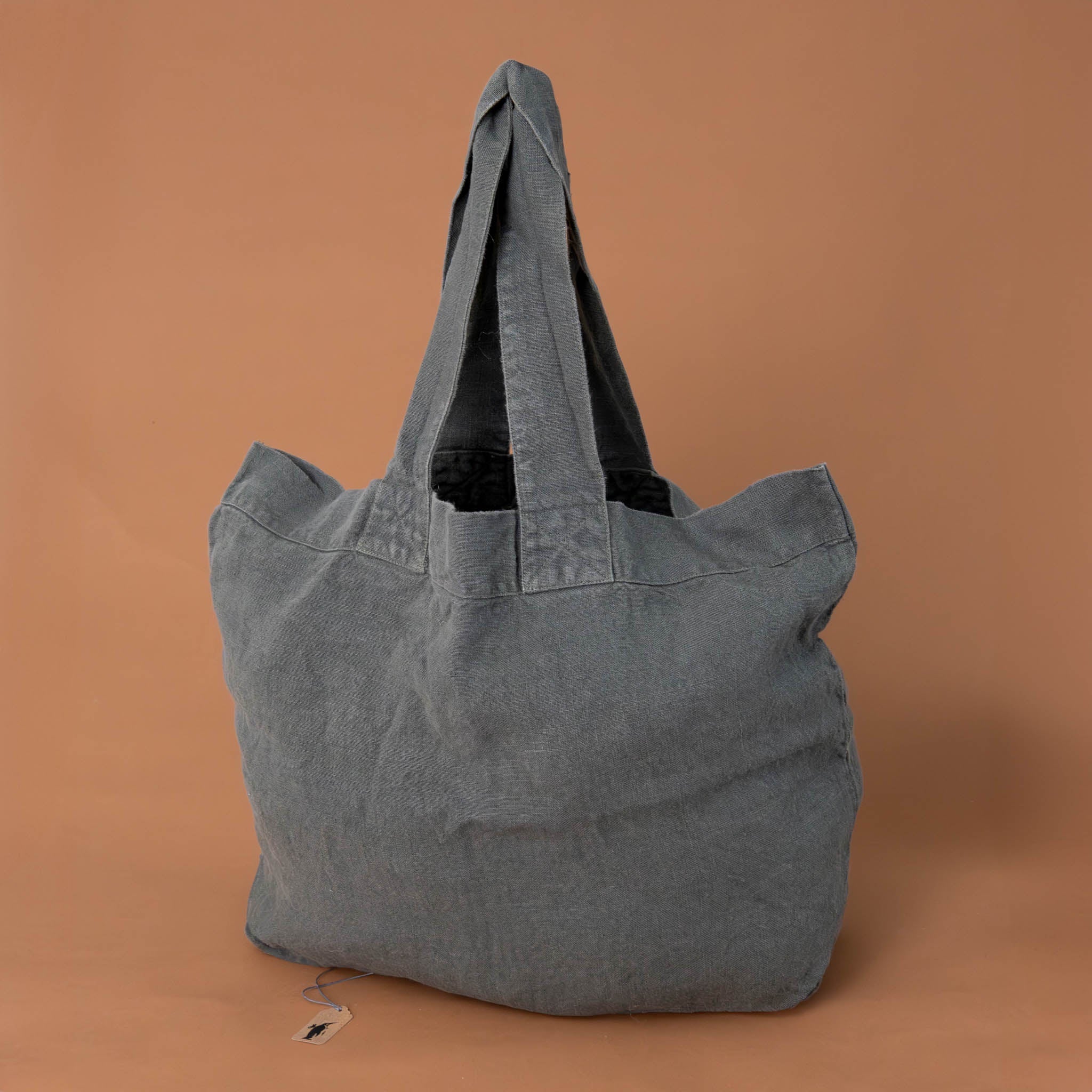 Analyzing image belgian-linen-escapade-tote-bag-romarin