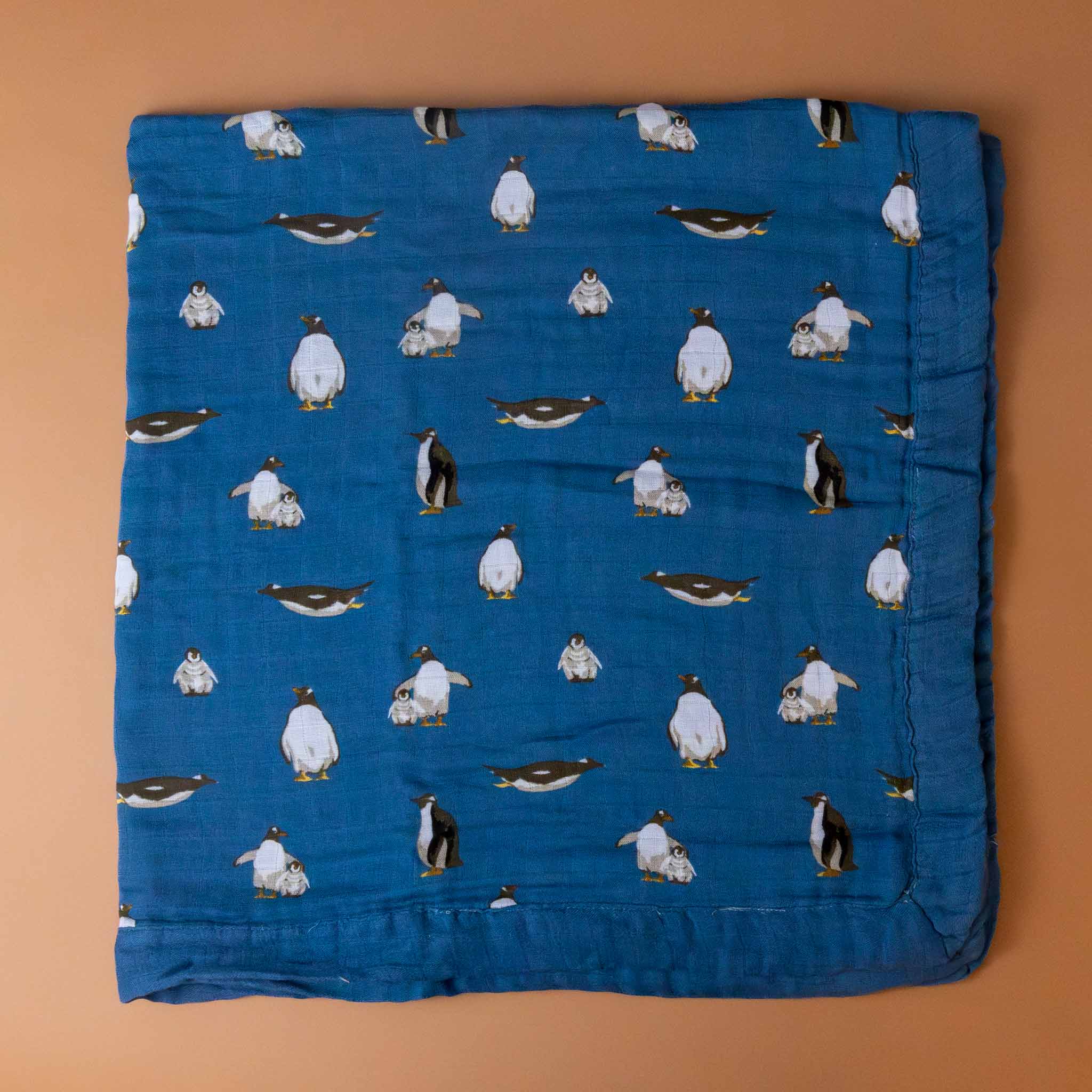 big-lovie-penguins-on-blue-background-print-folded