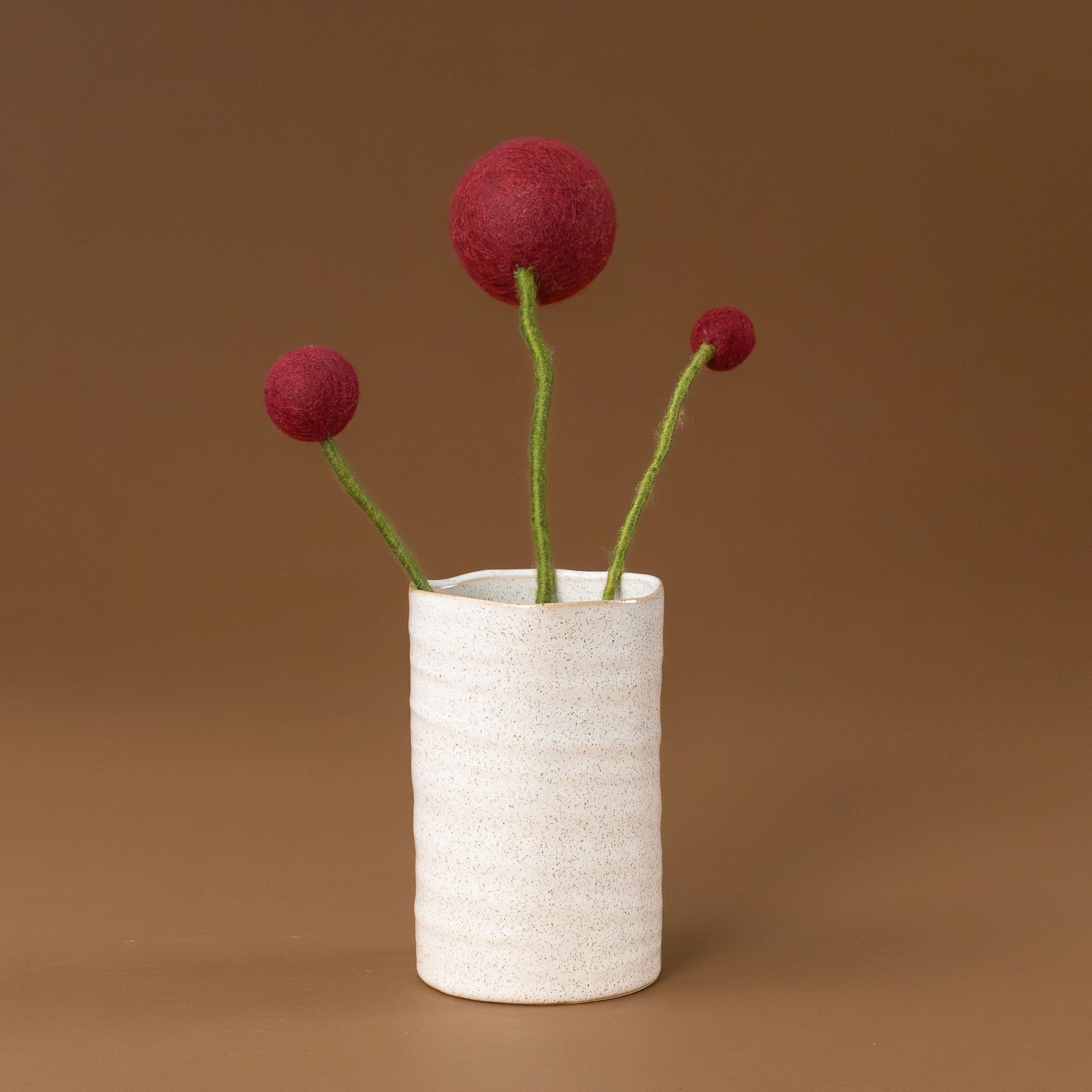 ceramic-copen-vase-short-white-felt-pom-flower