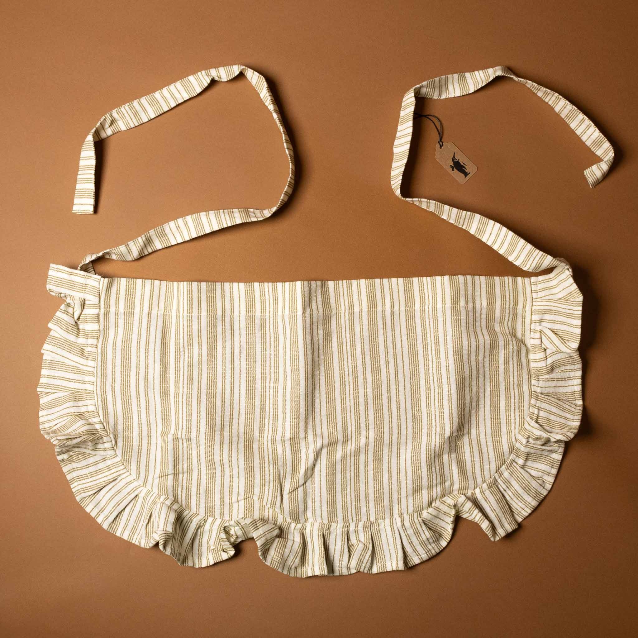 childrens-ruffled-linen-apron-stripes