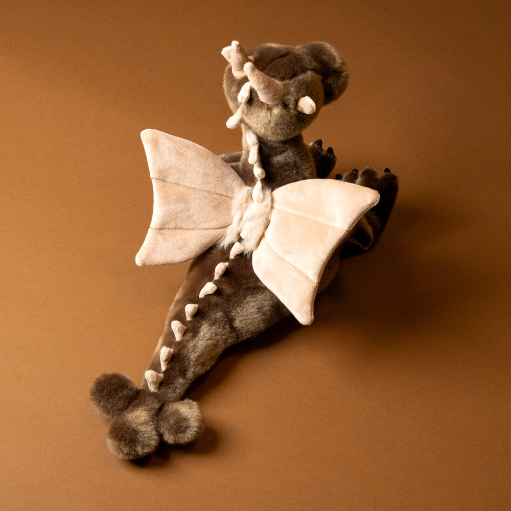 clubs-the-dragon-grey-stuffed-animal-back