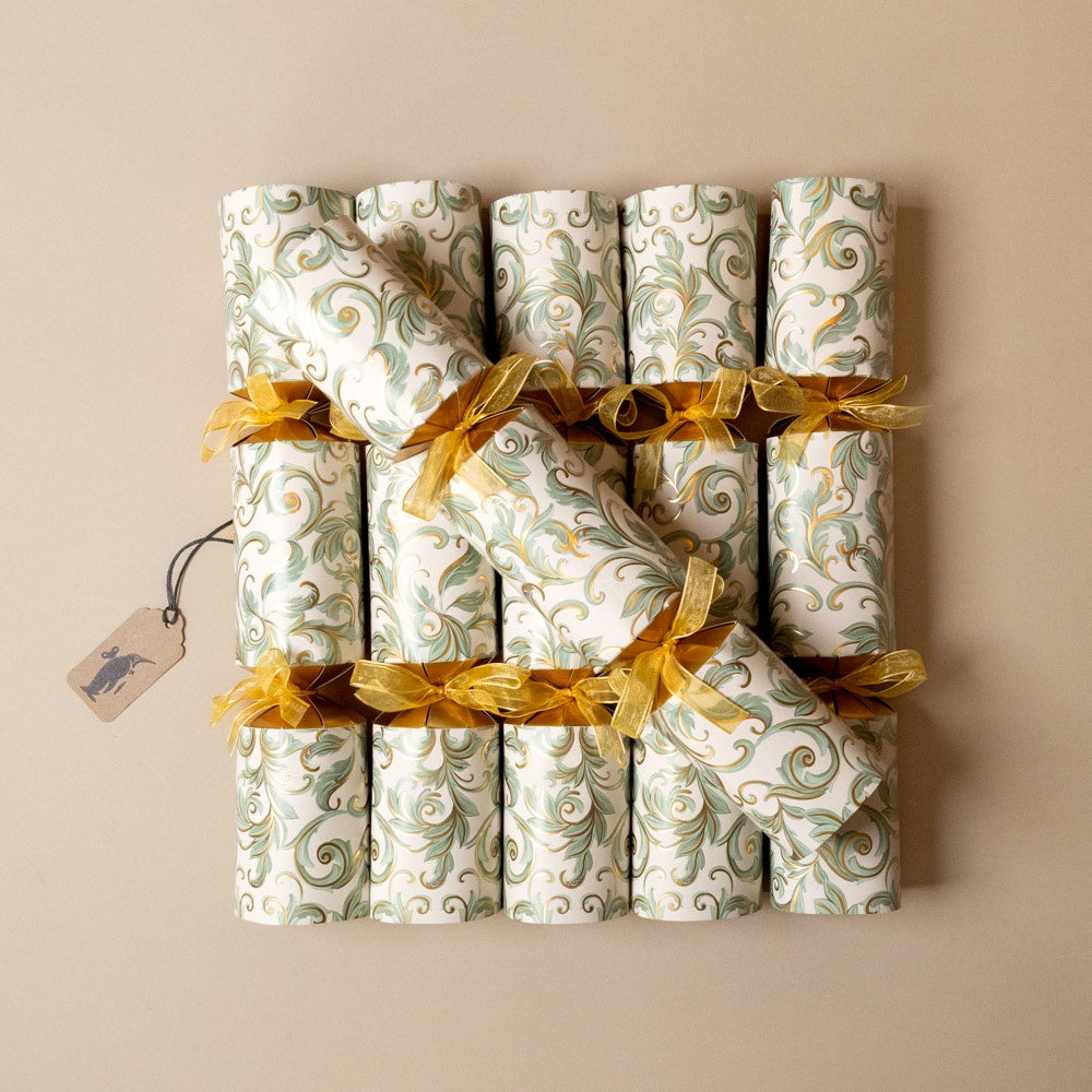 eco-friendly-christmas-crackers-garden-gold