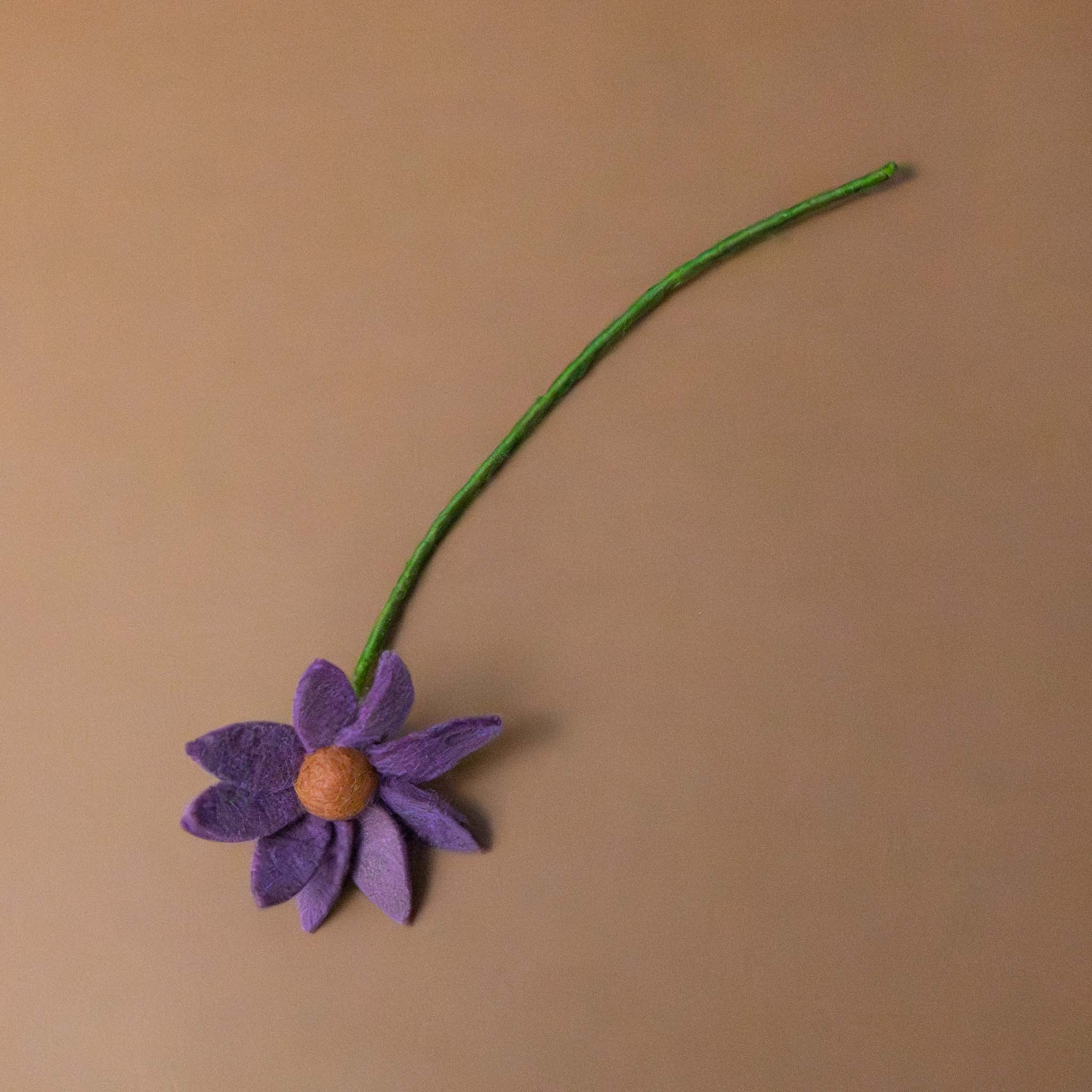 felt-cosmos-flower-fig