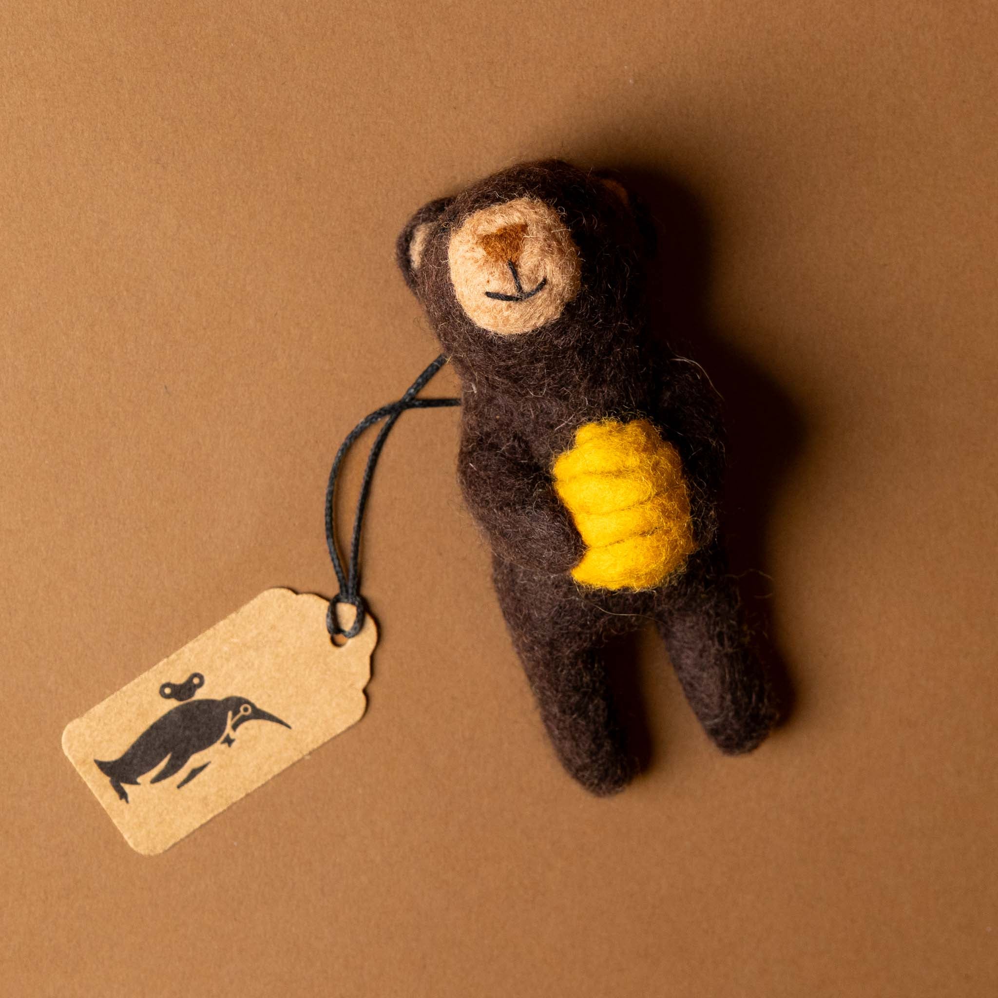 felt-ed-brown-honey-bear-finger-puppet