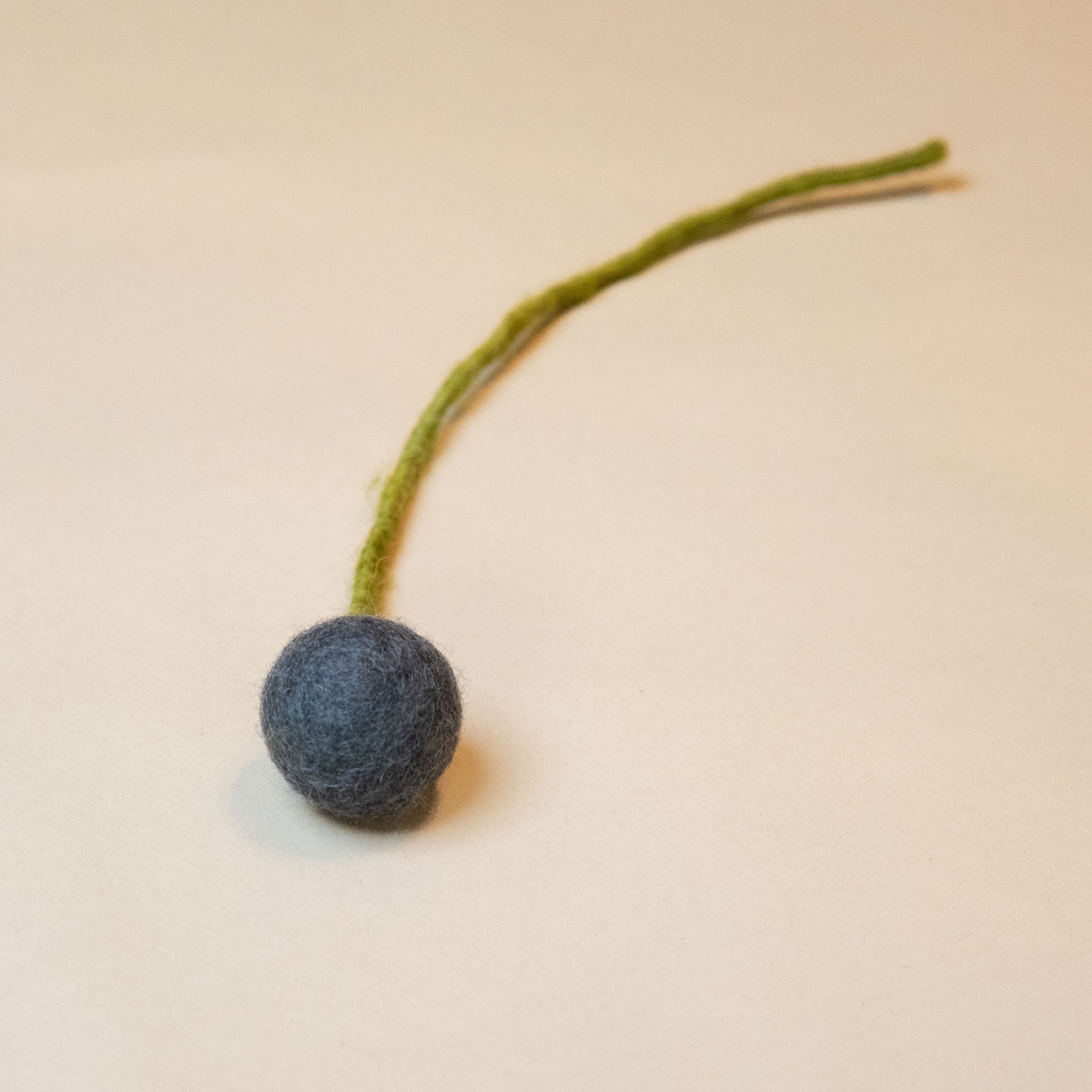 felt-pom-flower-marine-large