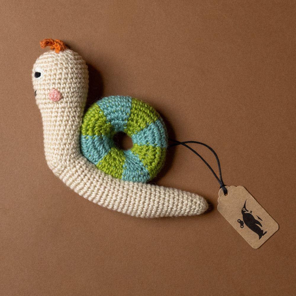 hand-crochet-snail-rattle