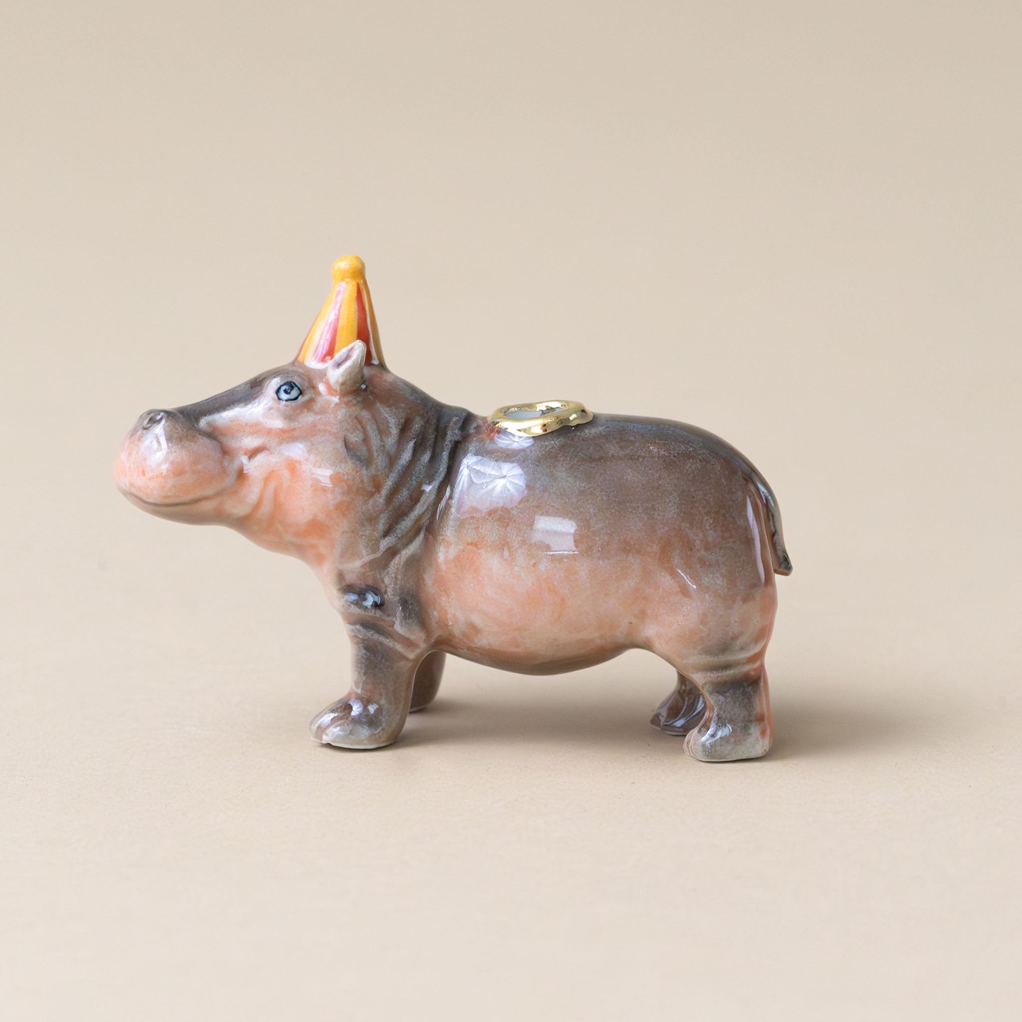 heirloom-porcelain-cake-topper-hippopotamus-with-party-hat