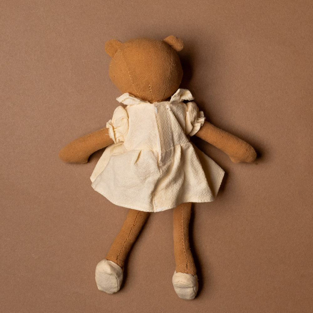 juliette-the-bear-petite-back