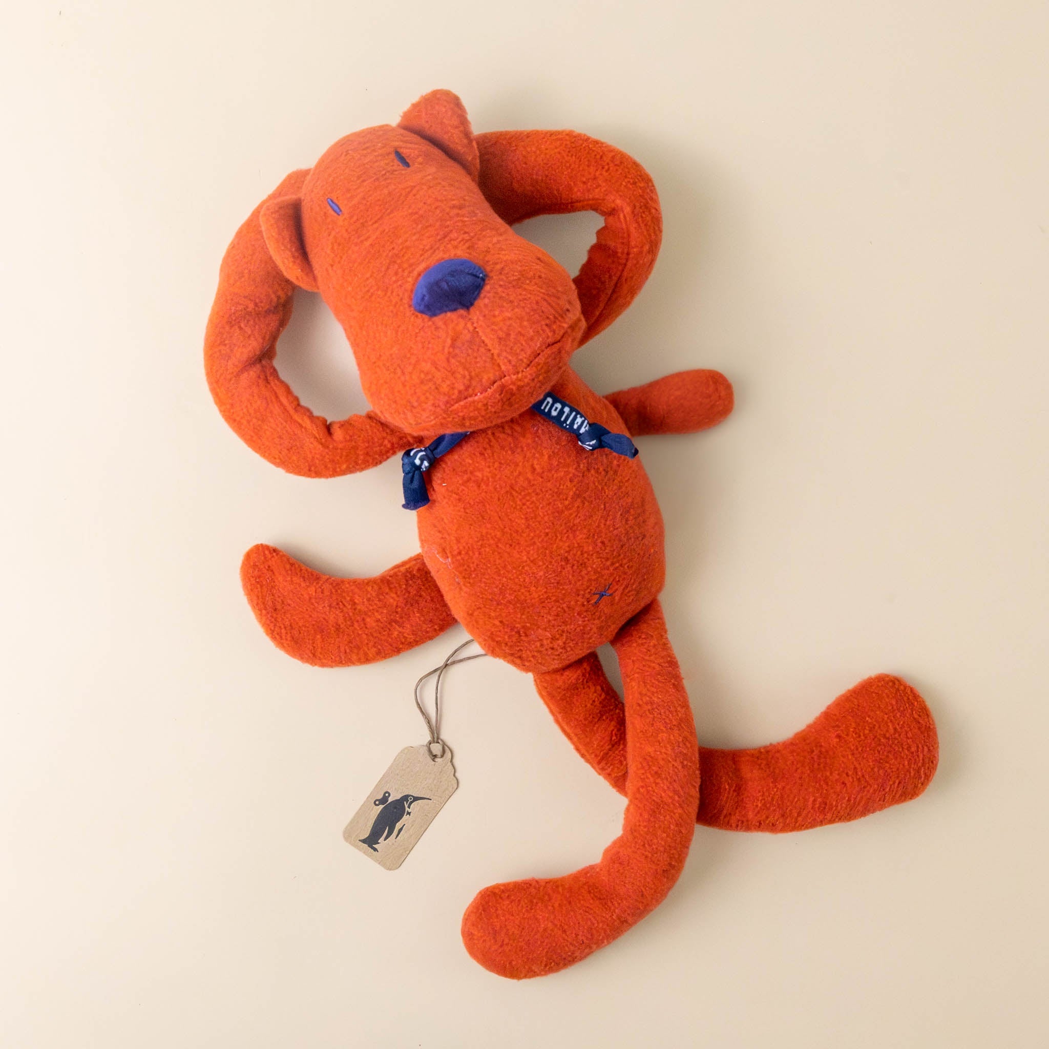 les-pop-fox-brick-petite-lounging