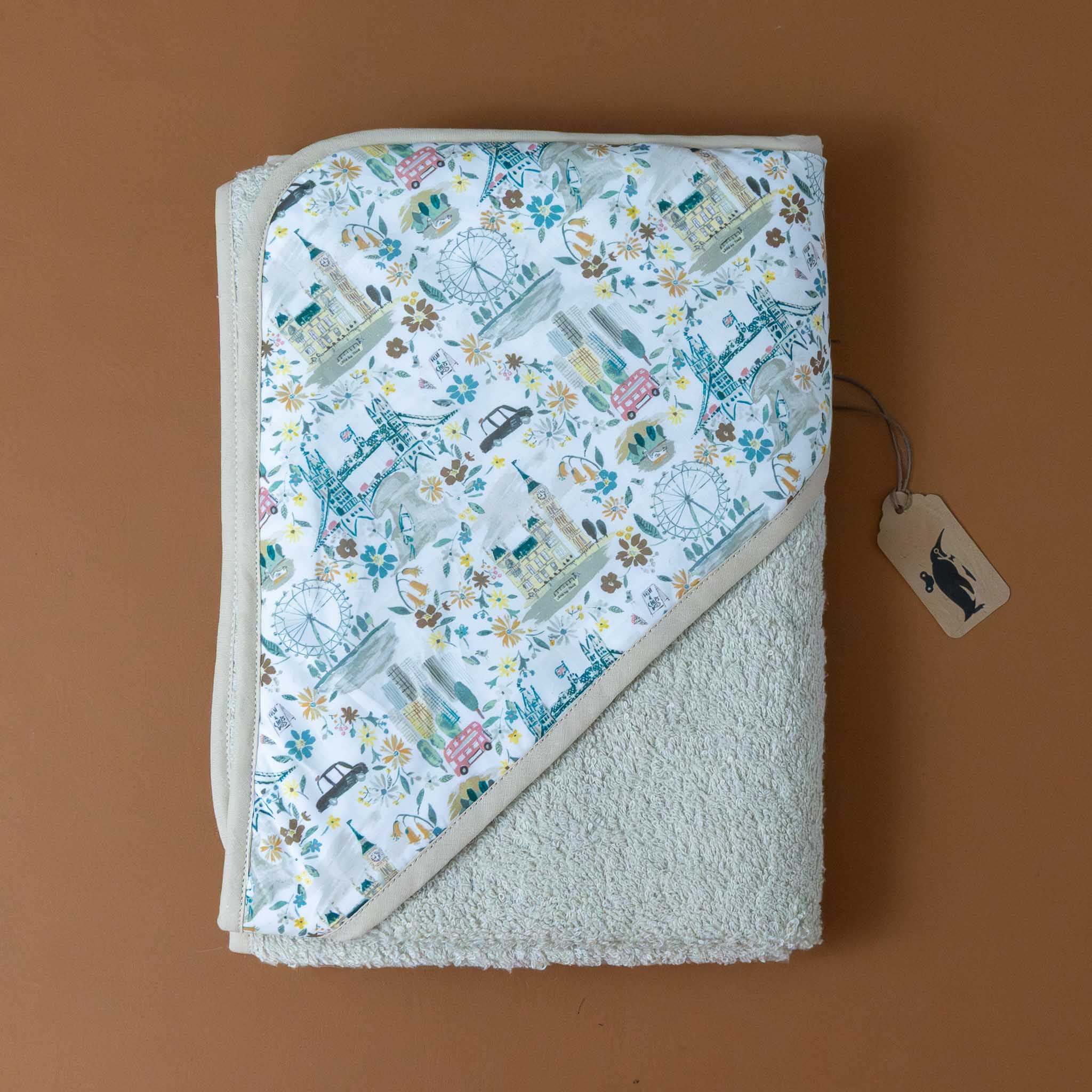 liberty-bath-towel-jonathan-green-with-lively-city-print