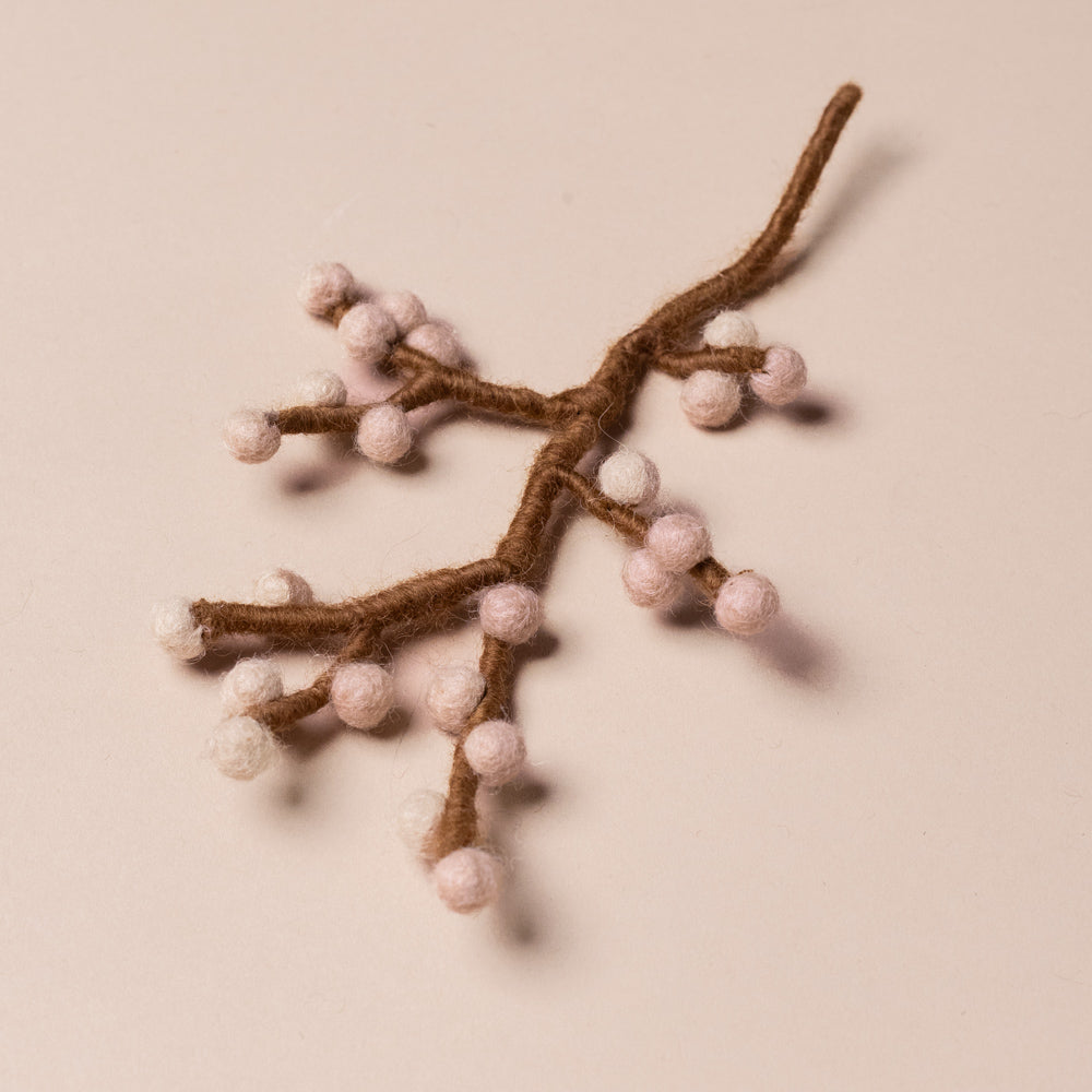 little-felt-berry-branch-beige