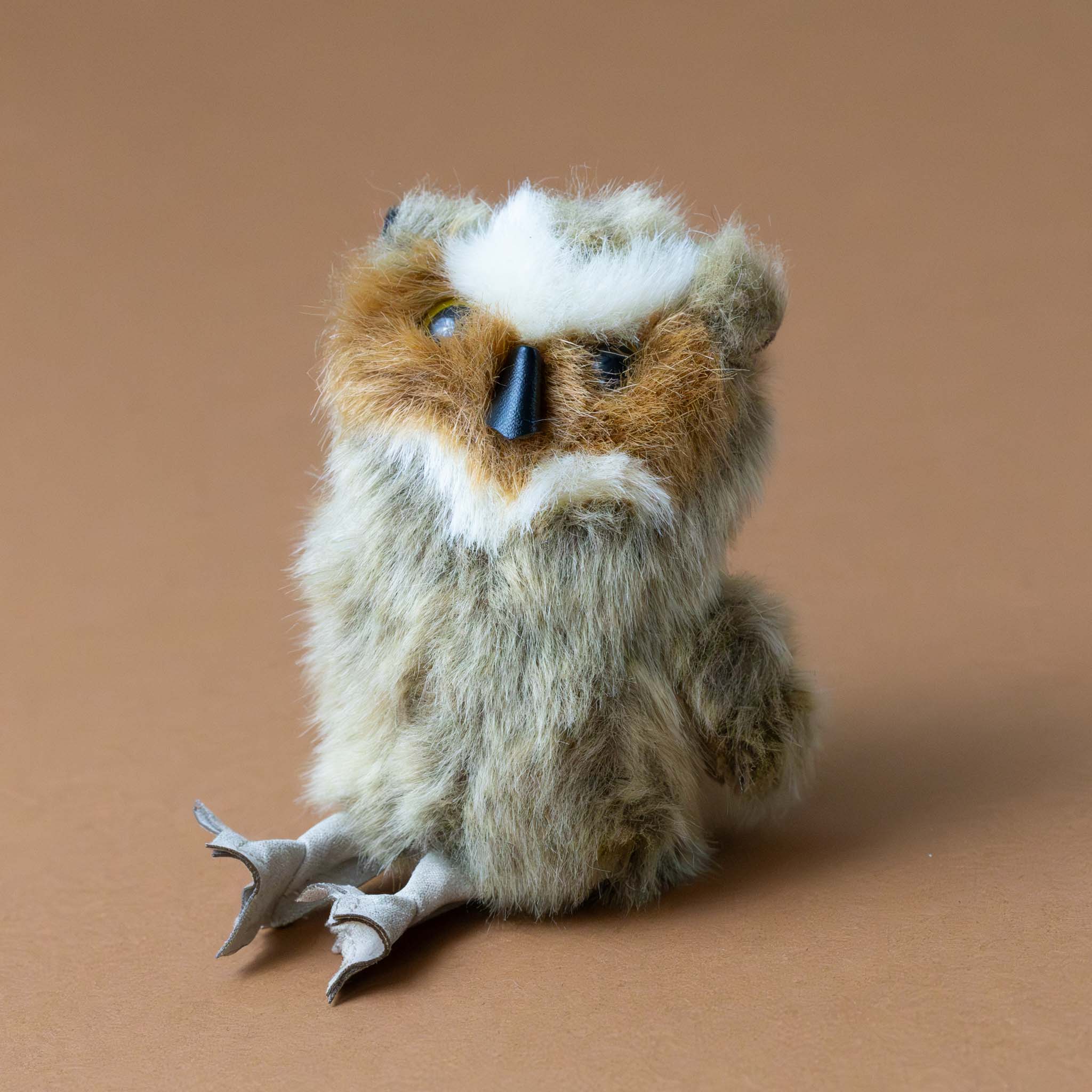 little-great-horned-owl-finger-puppet
