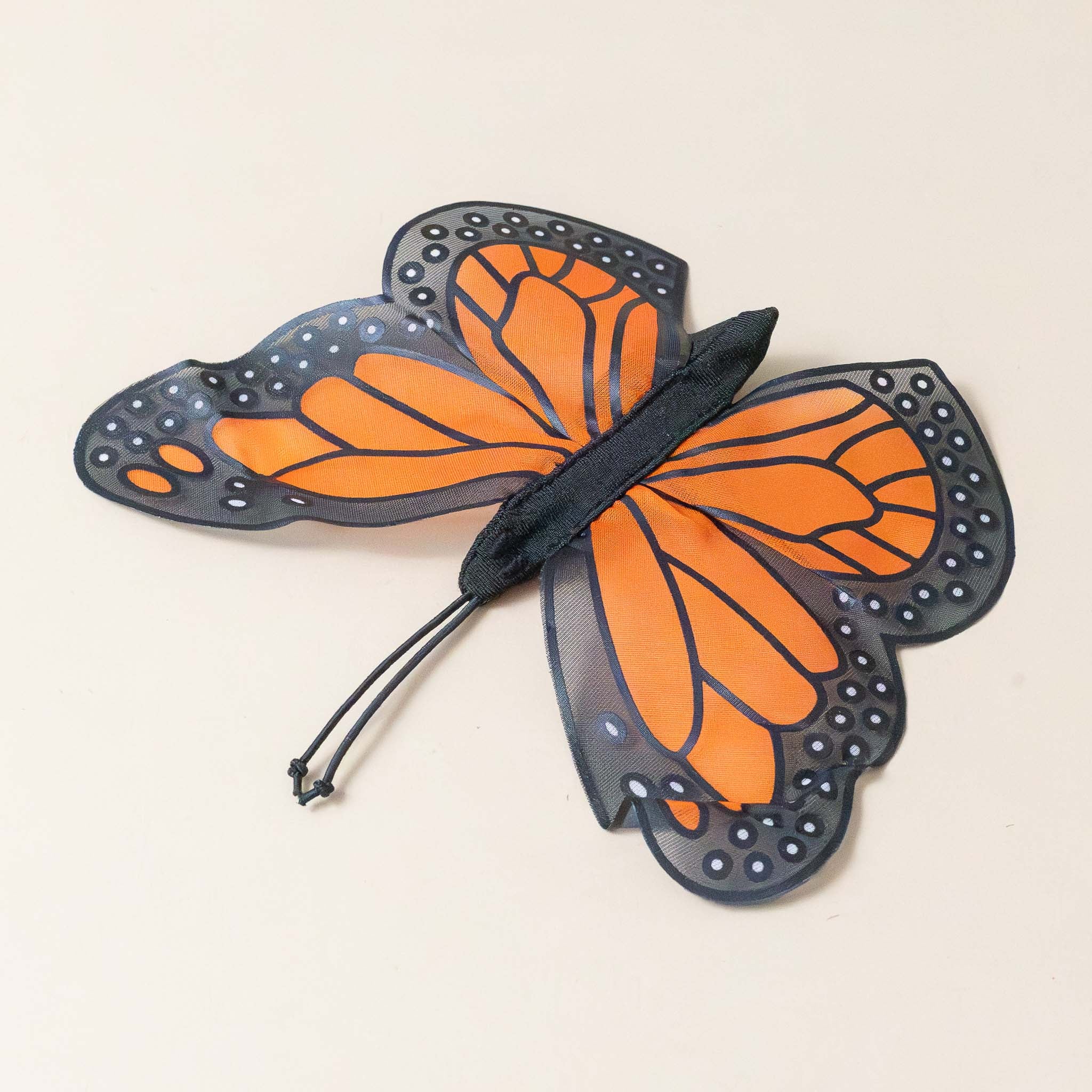 little-monarch-butterfly-finger-puppet