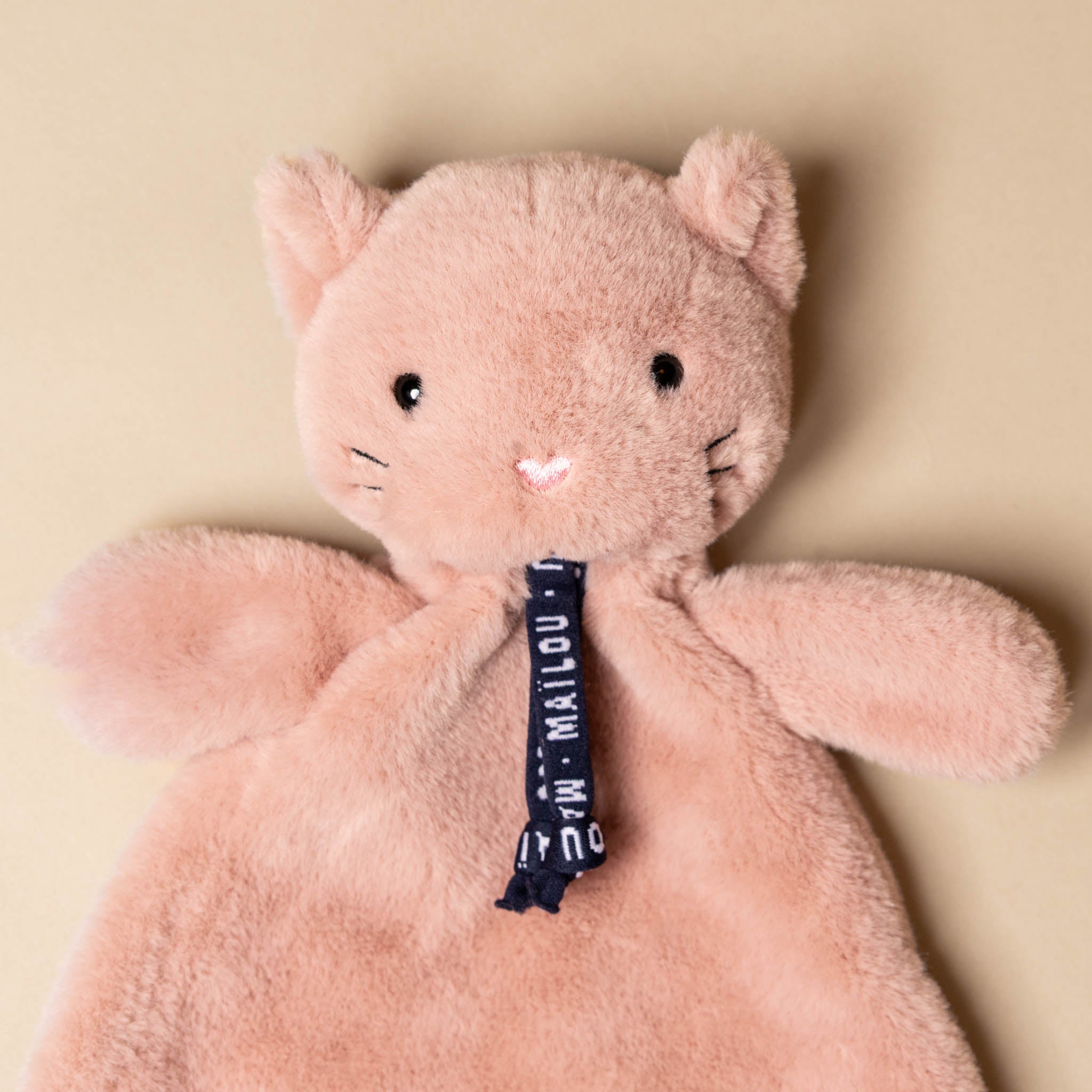 loulou-kitten-doudou-blush-face