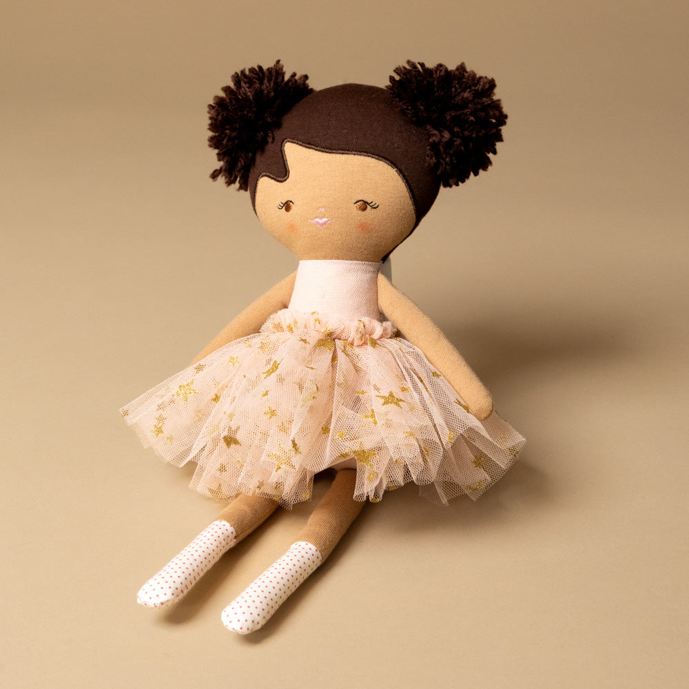 madison-ballet-doll-gold-star-sitting