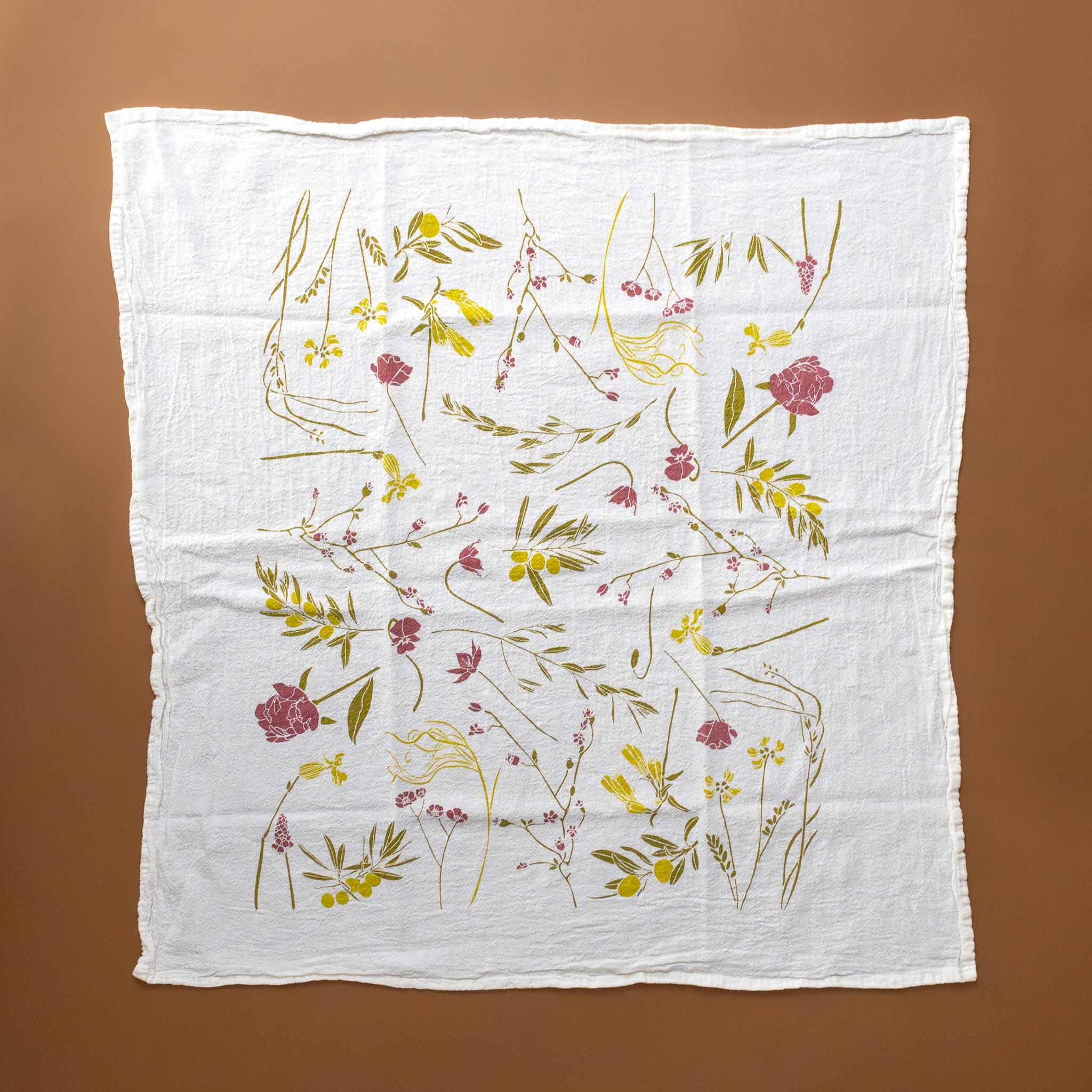 olive-grove-kitchen-towel-pink-yellow-flowers-full-towel