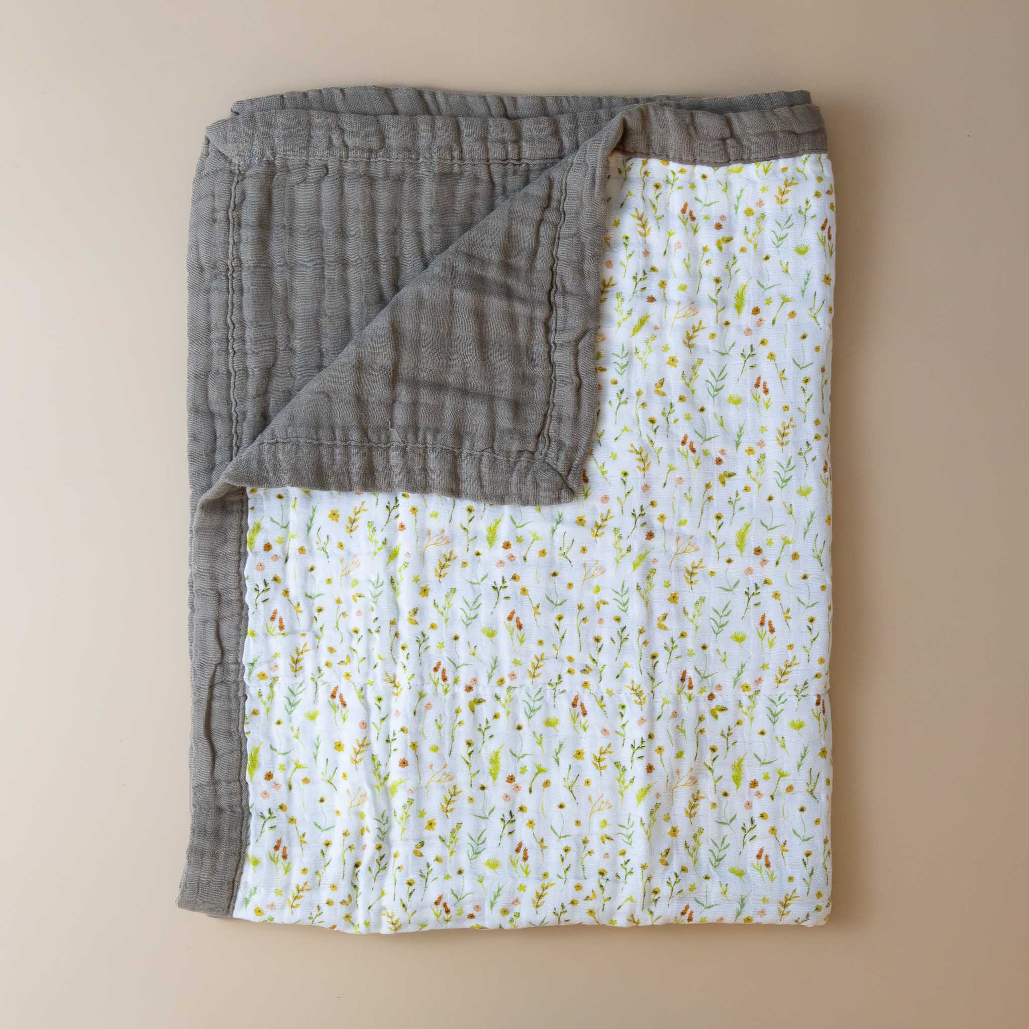 organic-cotton-muslin-blanket-floral-fields-driftwood-trip