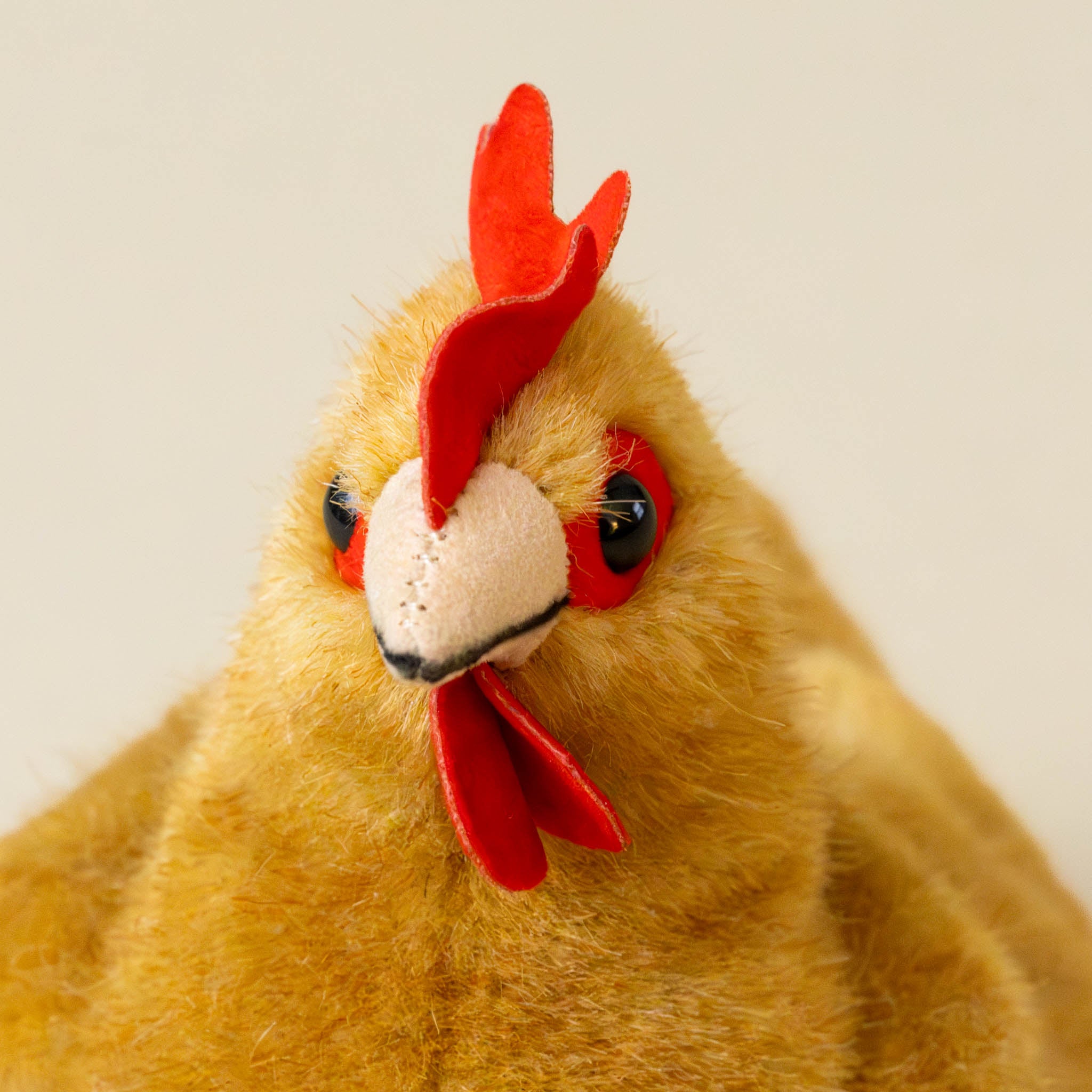 petite-hen-chestnut-with-red-crown-stuffed-animal-face-and-beak