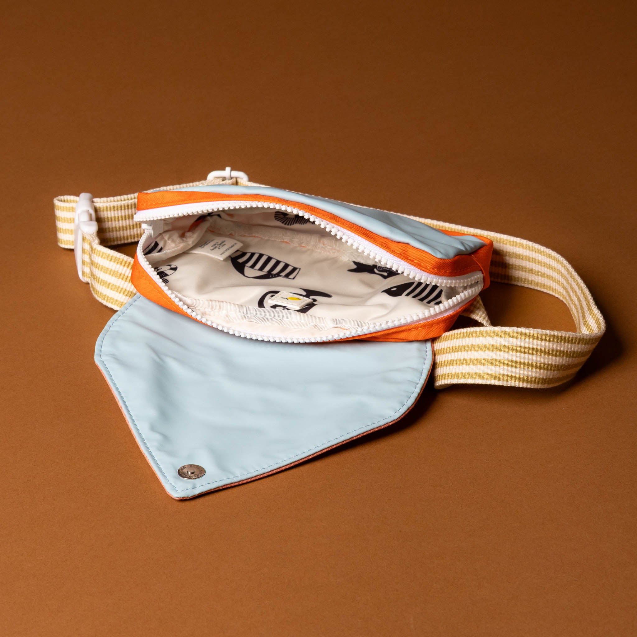 recycled-wonders-fanny-pack-ocean-coral-yellow-striped-strap-open