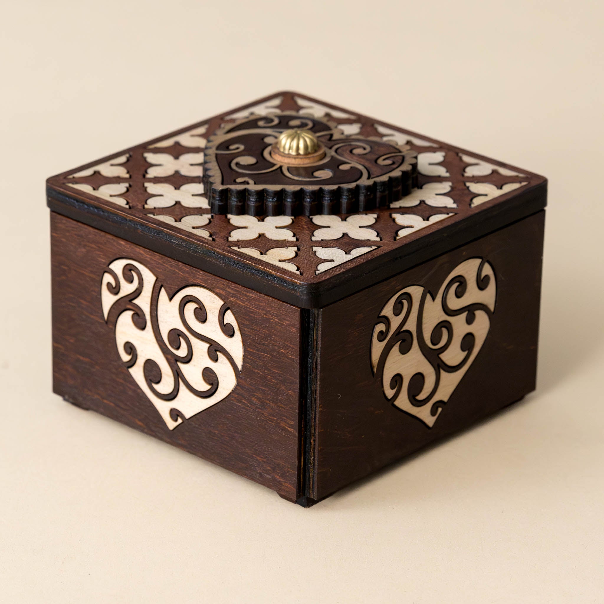 wooden-heart-box-puzzle-side