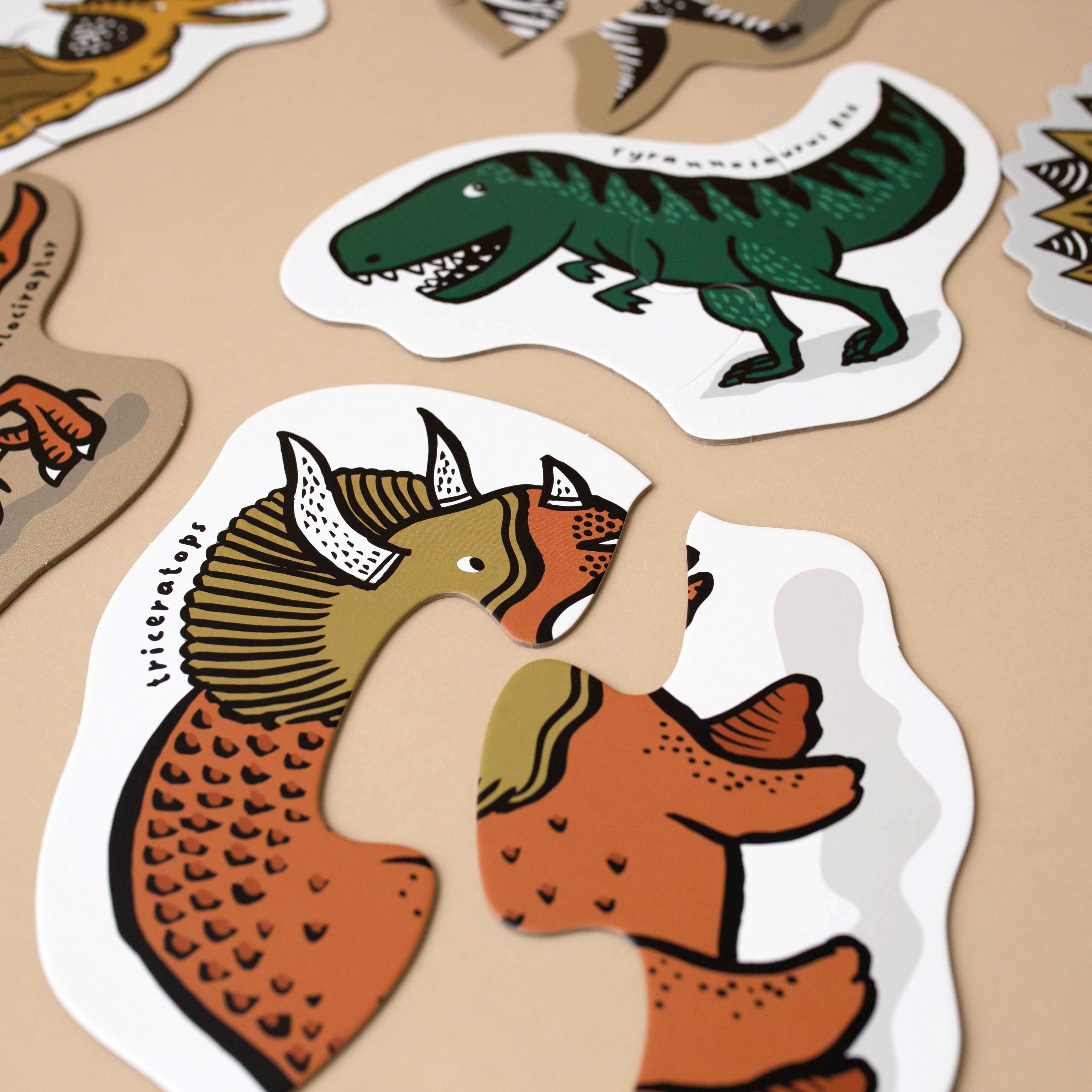 close-up-of-2-piece-dinosaur-pieces