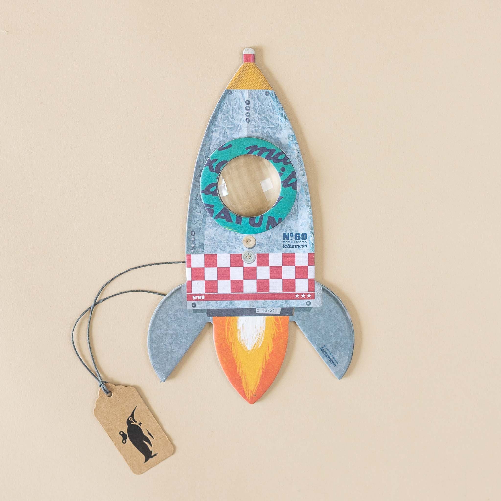 spaceship-shaped-kaleidoscope