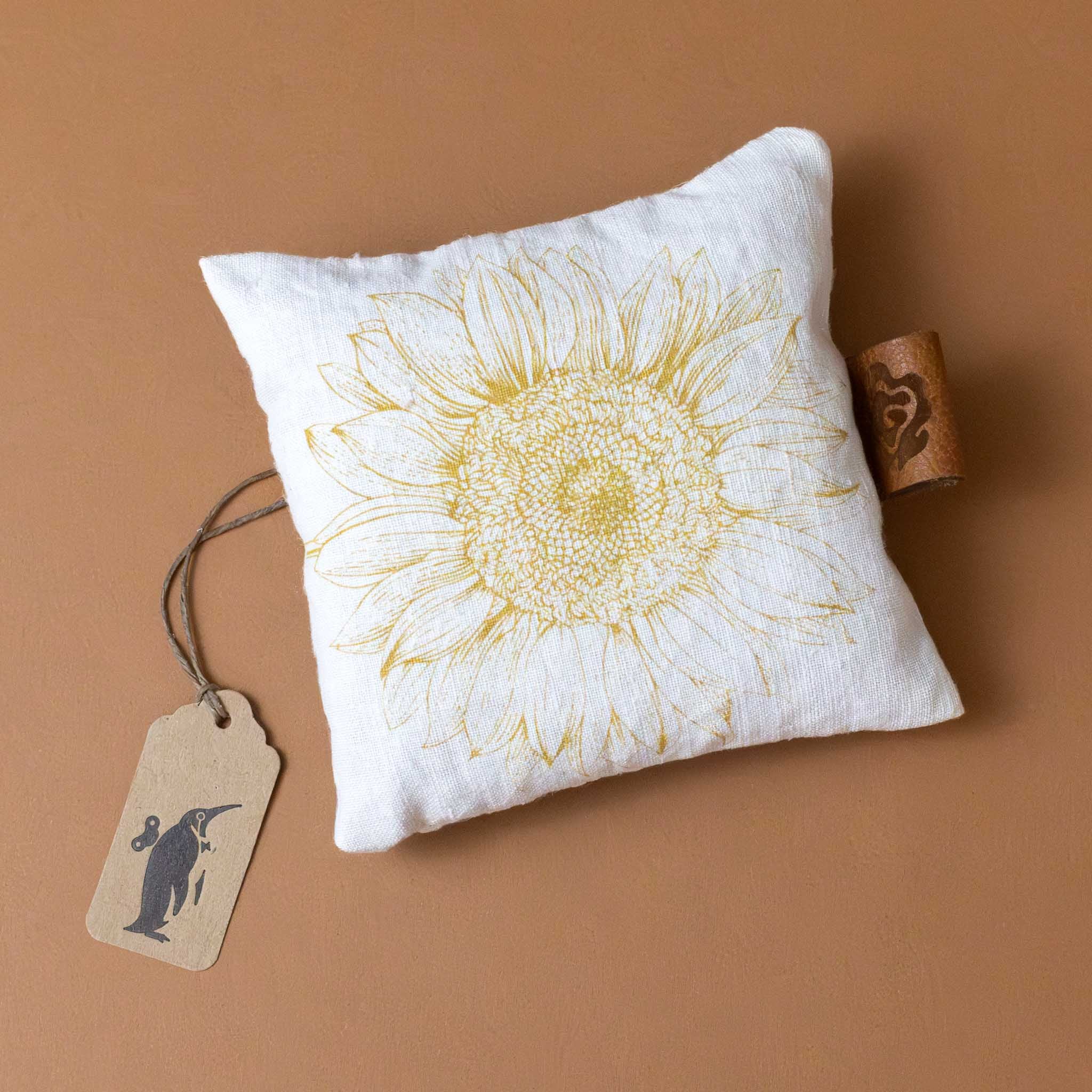 antique-linen-lavender-sachet-yellow-sunflower-print