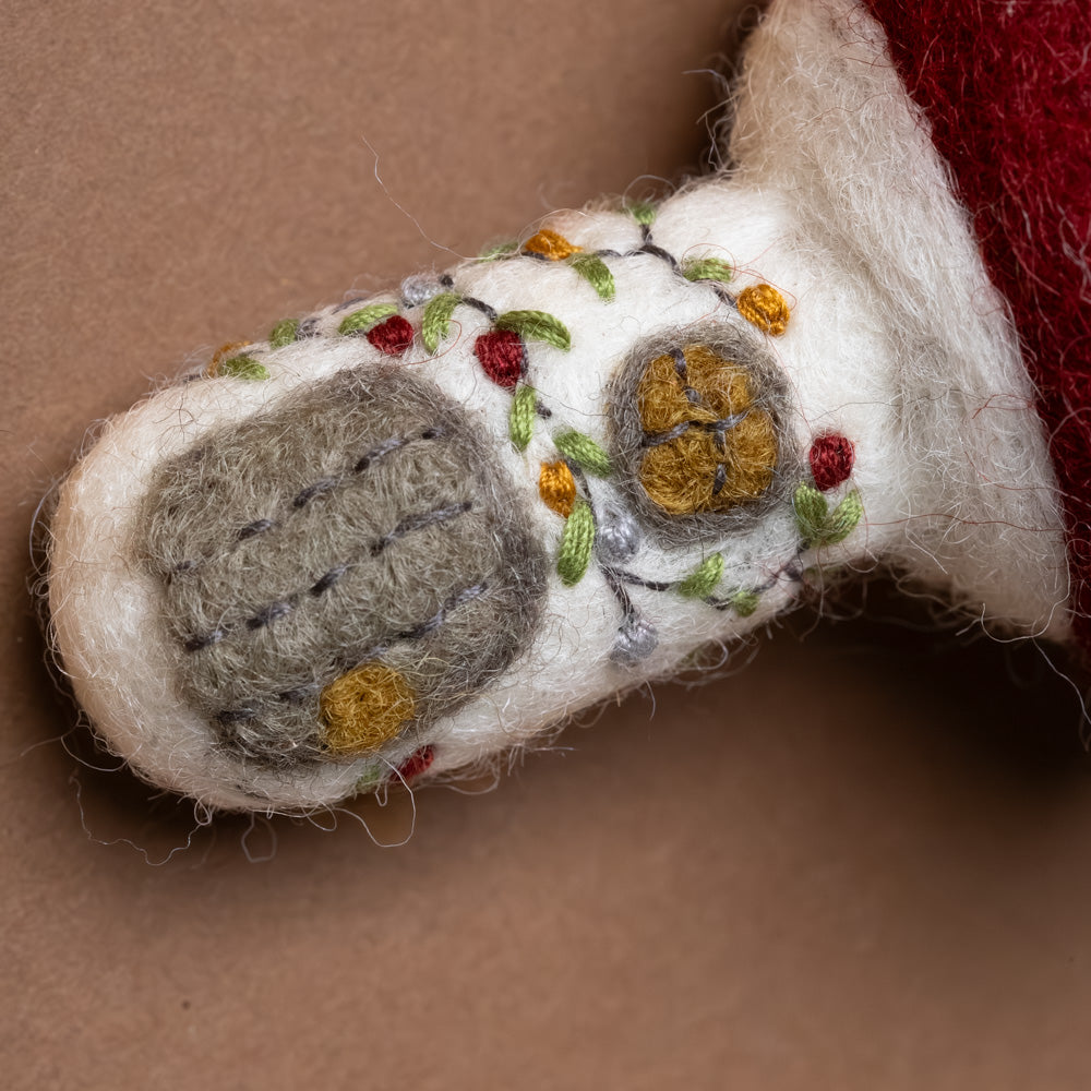 felt-embroidered-mushroom-house-ornament-door