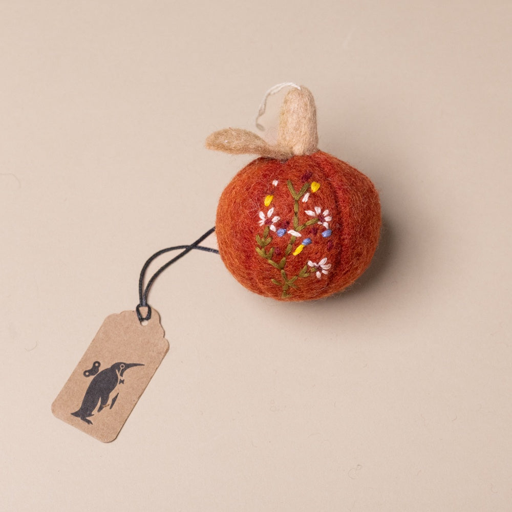 felt-embroidered-pumpkin-ornament-rust