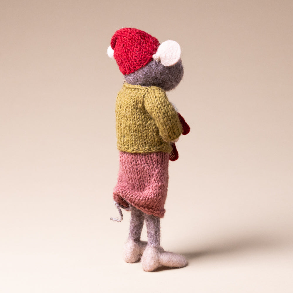 felted-grey-mouse-green-sweater-pink-skirt-and-mittens-back