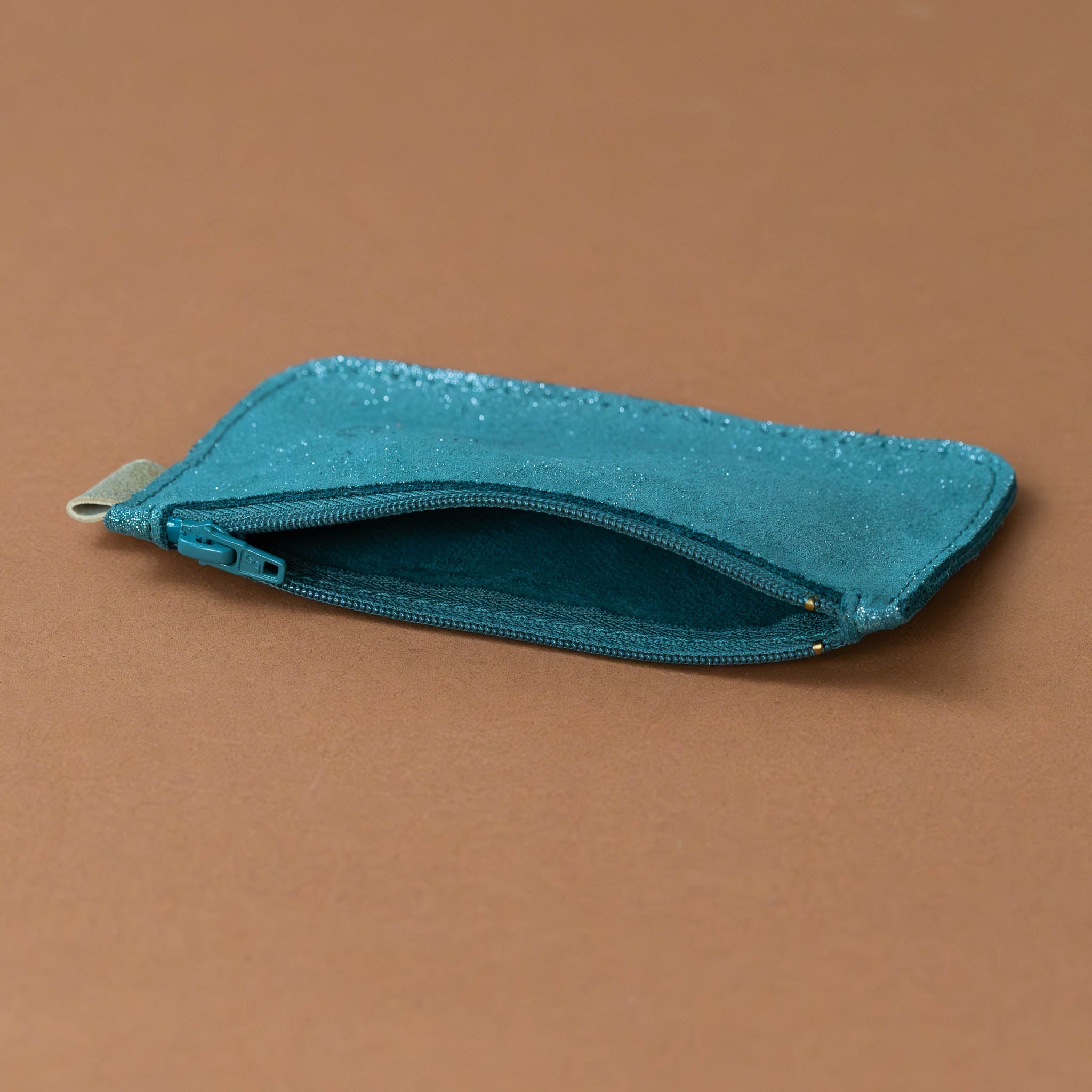 glitter-coin-purse-cactus-deep-green-with-birdie-emblem-open