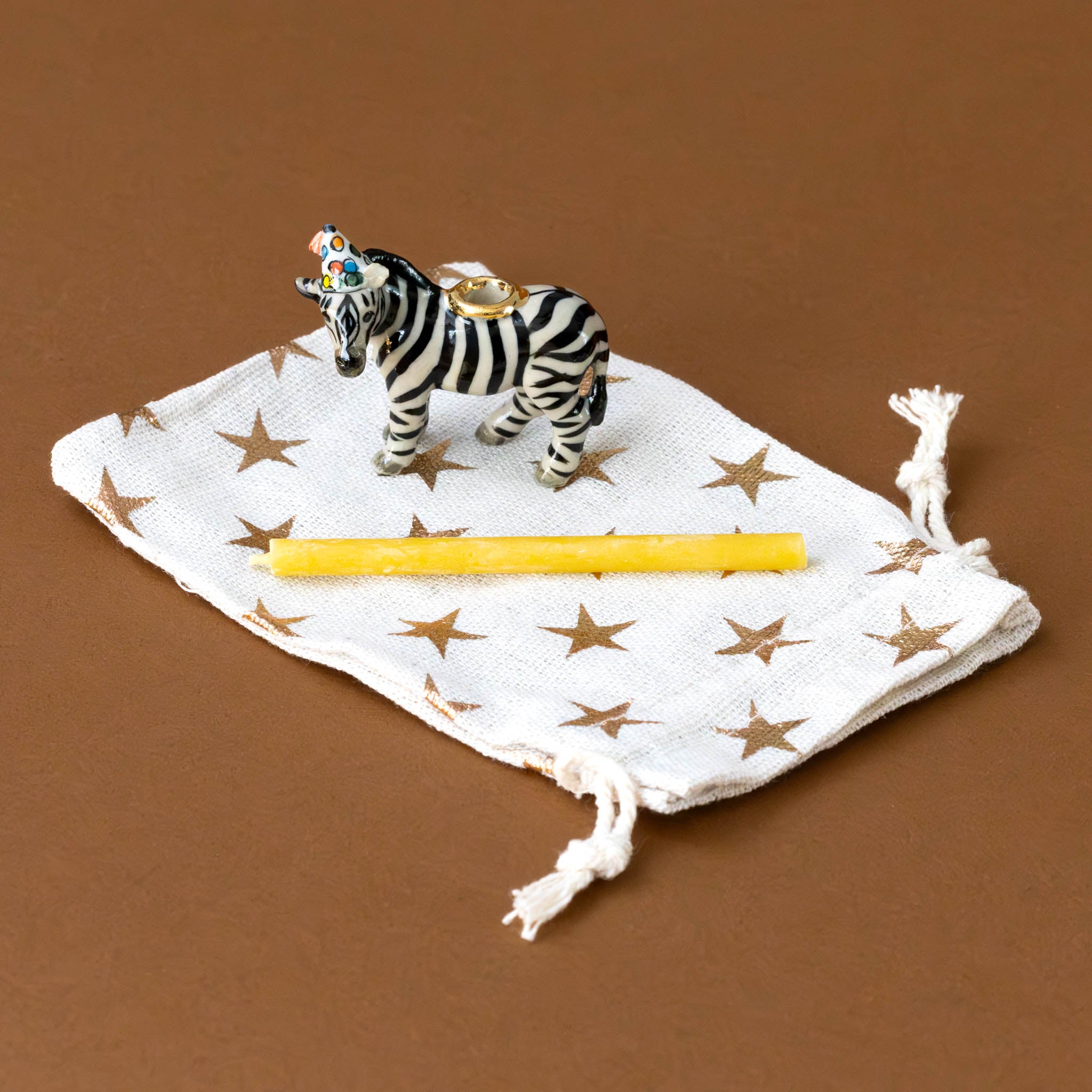 heirloom-porcelain-cake-topper-zebra-with-storage-bag-and-candle