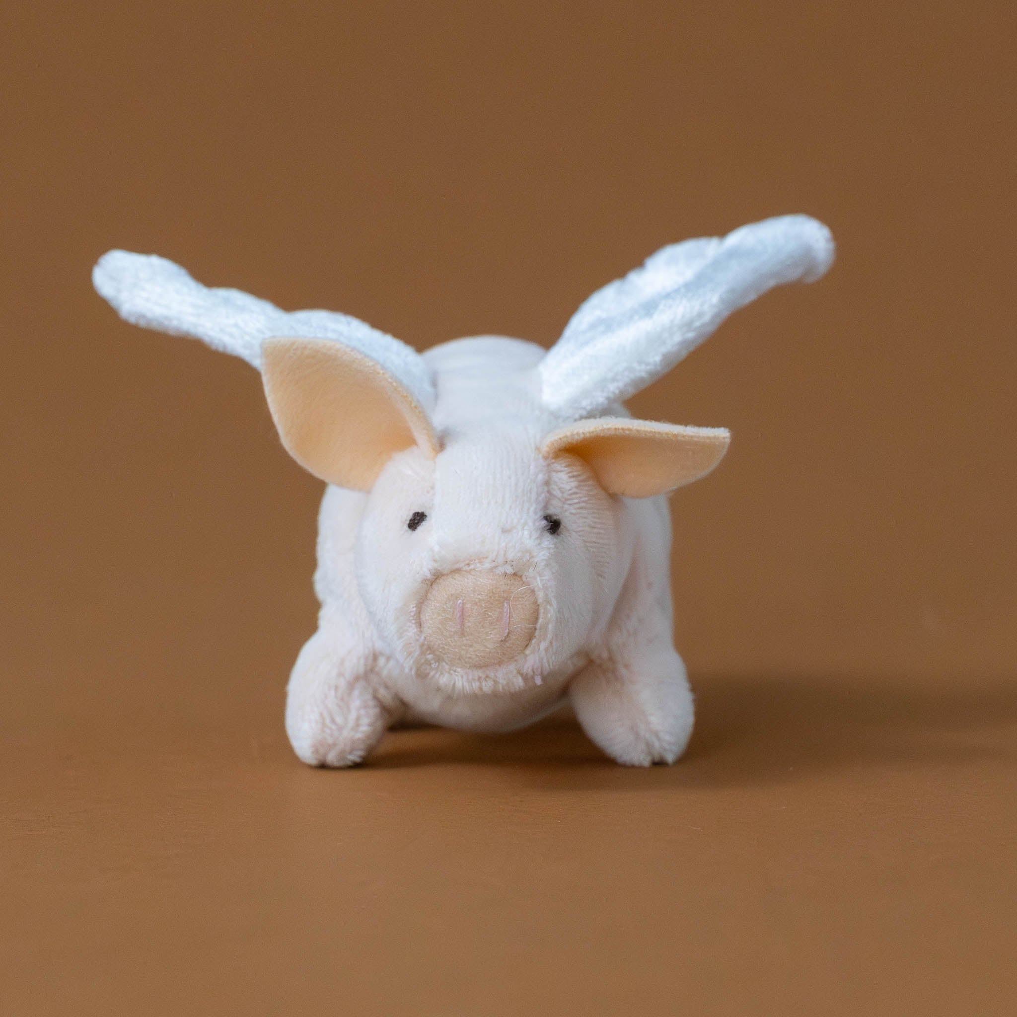 little-flying-pink-piglet-finger-puppet-front