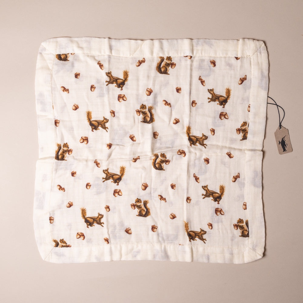 little-lovie-chipmunk Baby blanket with squirrel pattern on a beige background