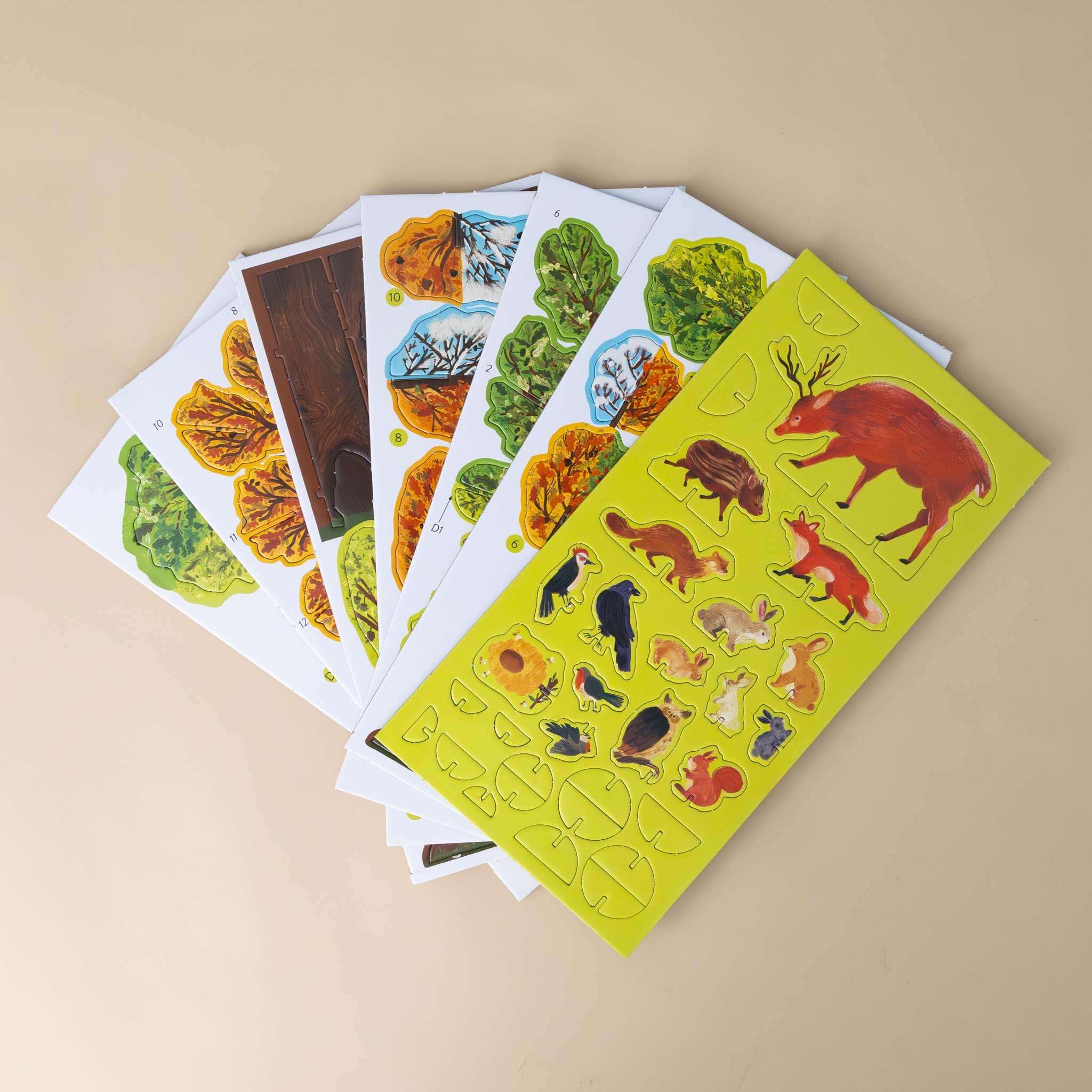 make-and-play-build-a-tree-pieces-with-deer-and-animals-and-an-oak-tree