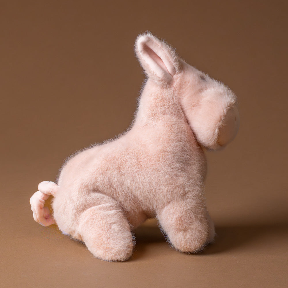 muzzle-peter-pig-large-stuffed-animal