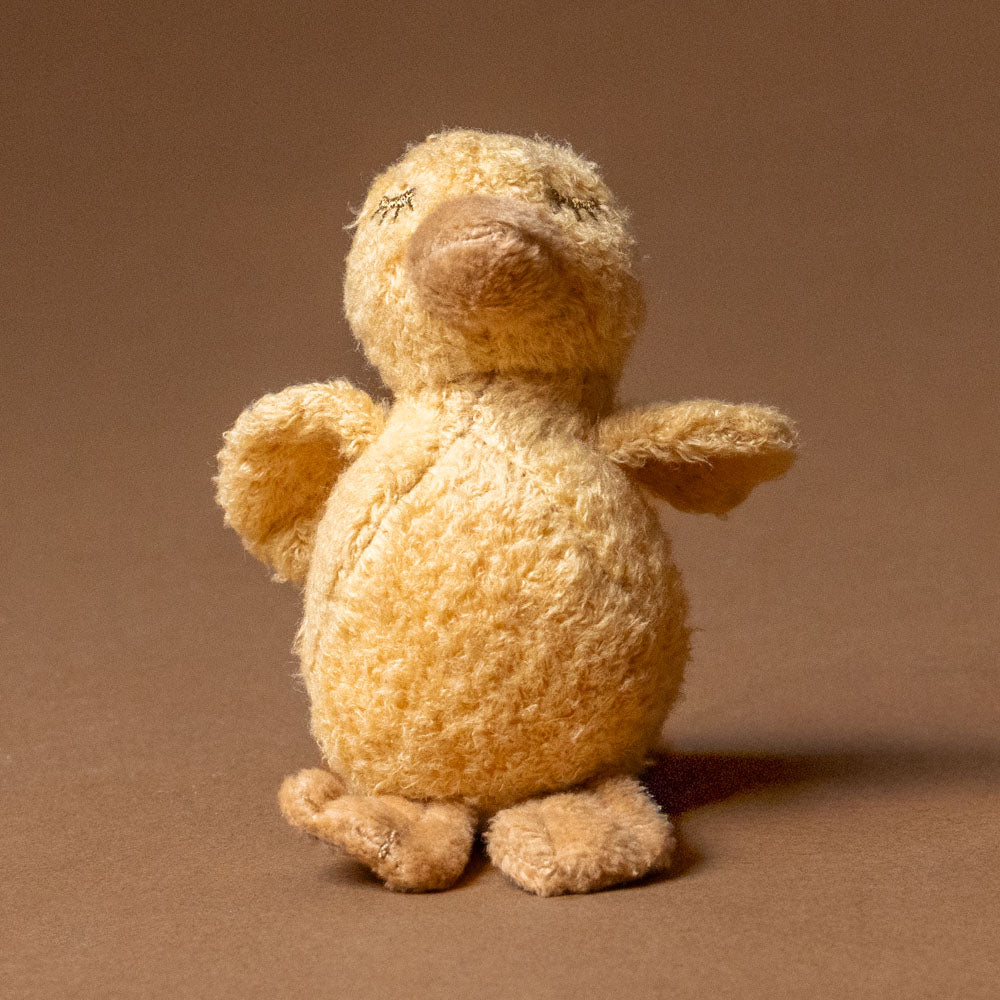 quack-the-duckling-stuffed-animal-sleepy