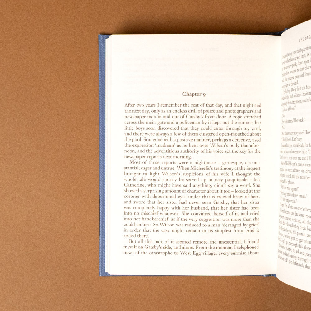 the-great-gatsby Open book with text on a brown background