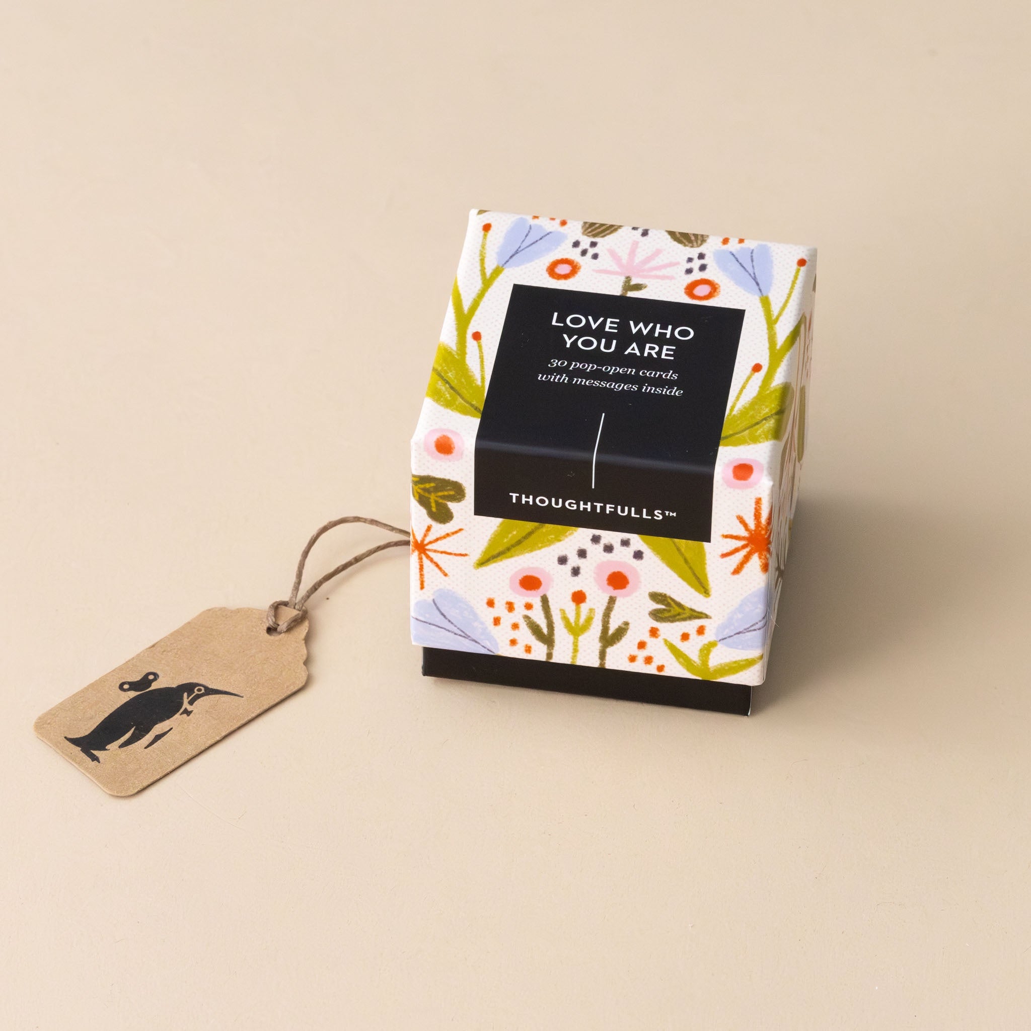 thoughtfulls-pop-open-cards-love-who-you-are-box-with-floral-decoration